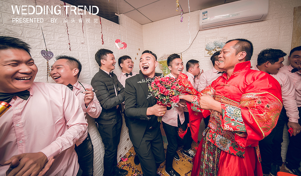 男男结婚这事,终于发生在澄海,在众人的祝福下完成.